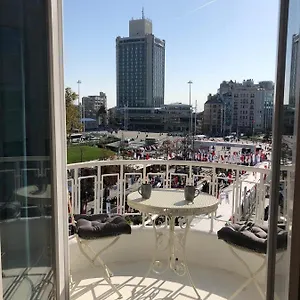 Great View Of Taksim Square, Luxury Furnished On Main Street Of Taksim, Partial Sea View , اسطنبول تركيا